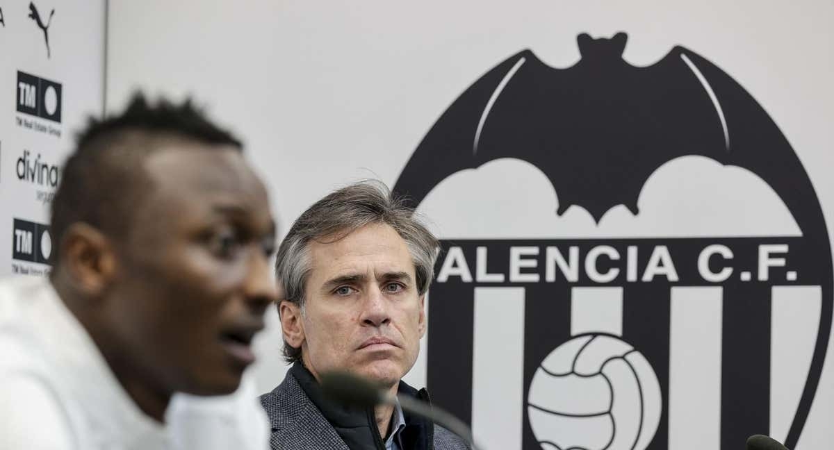 Valencia CF en busca de refuerzos: Prioridades y estrategias del mercado de invierno Valencia CF en busca de refuerzos: Prioridades y estrategias del mercado de invierno