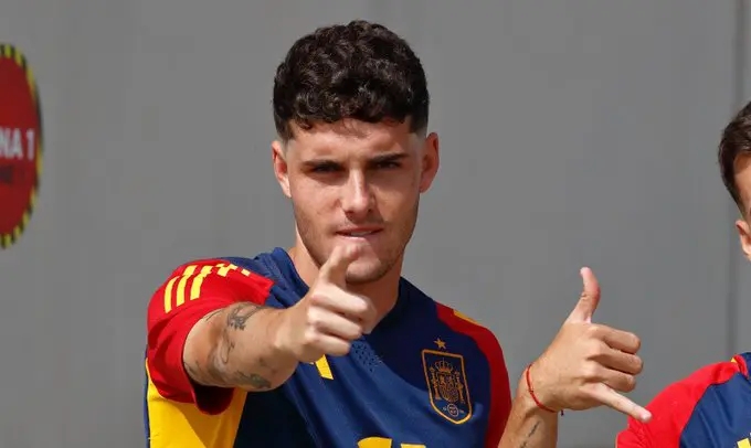 El Betis evalúa fichar a Sergio Camello como refuerzo ofensivo El Betis evalúa fichar a Sergio Camello como refuerzo ofensivo