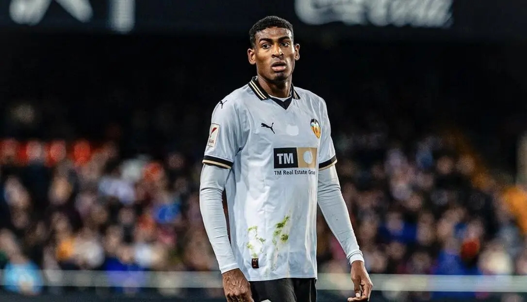 Cristián Mosquera, Objetivo Clave del Atlético de Madrid para Reforzar la Defensa Cristián Mosquera, Objetivo Clave del Atlético de Madrid para Reforzar la Defensa