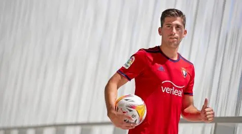 Jugador del Osasuna Interesa al Atlético de Madrid como Lateral Derecho Jugador del Osasuna Interesa al Atlético de Madrid como Lateral Derecho