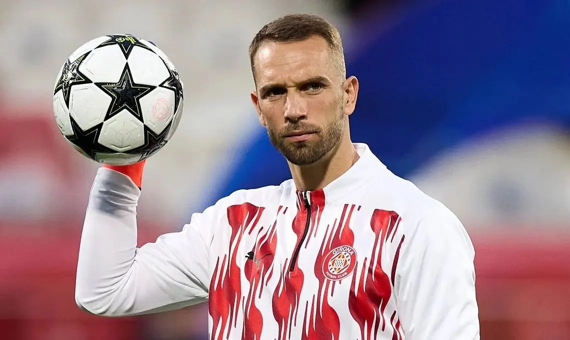 Pau López se despide del Girona tras un emocionante partido ante el Arsenal Pau López se despide del Girona tras un emocionante partido ante el Arsenal