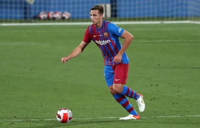 24 millones de euros para el Barcelona por el traspaso de Nico al City 24 millones de euros para el Barcelona por el traspaso de Nico al City