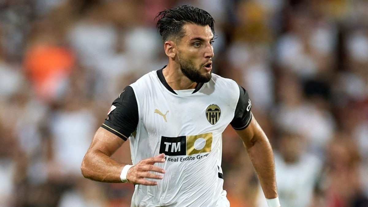 La Fiorentina negocia para fichar a Rafa Mir del Valencia CF La Fiorentina negocia para fichar a Rafa Mir del Valencia CF
