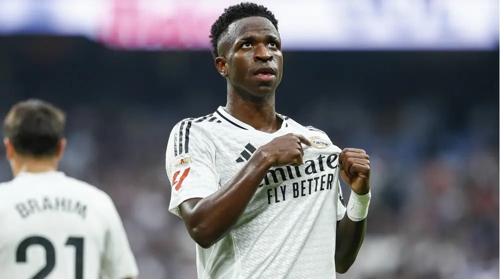 Vinicius Jr rechaza la primera propuesta de renovación del Real Madrid Vinicius Jr rechaza la primera propuesta de renovación del Real Madrid