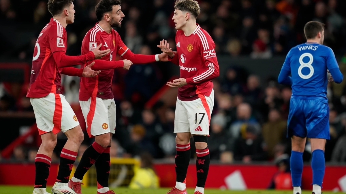Tres Estrellas de LaLiga en la Mira del Manchester United Tres Estrellas de LaLiga en la Mira del Manchester United