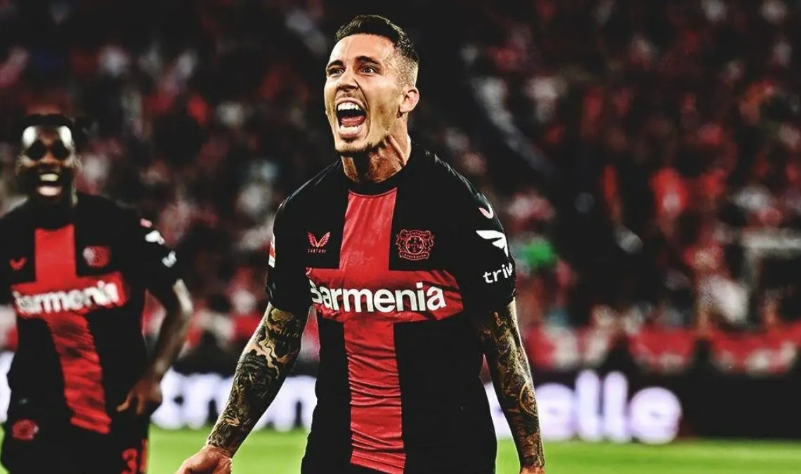 Atlético de Madrid y Real Madrid compiten por Grimaldo Atlético de Madrid y Real Madrid compiten por Grimaldo