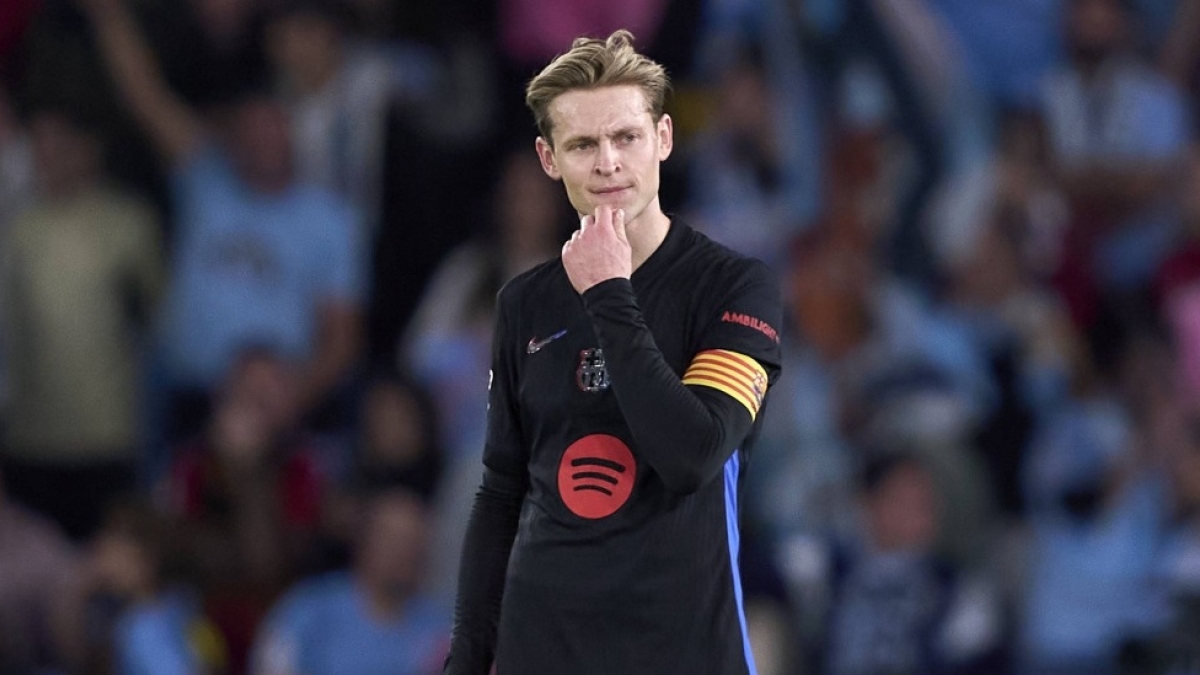 De Jong podría considerar su salida del FC Barcelona De Jong podría considerar su salida del FC Barcelona