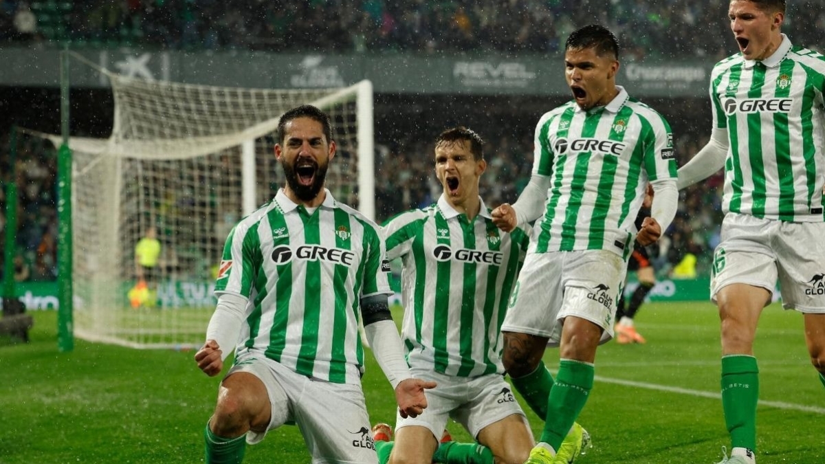 Los 3 Regresos en el Horizonte del Betis para la Próxima Temporada Los 3 Regresos en el Horizonte del Betis para la Próxima Temporada